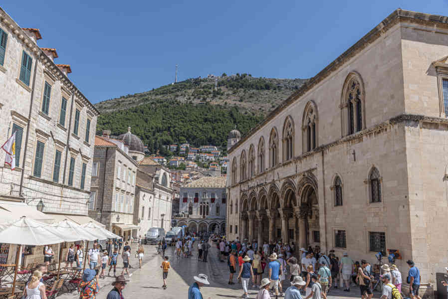 Croacia - Dubrovnik 054 - plaza Luza.jpg